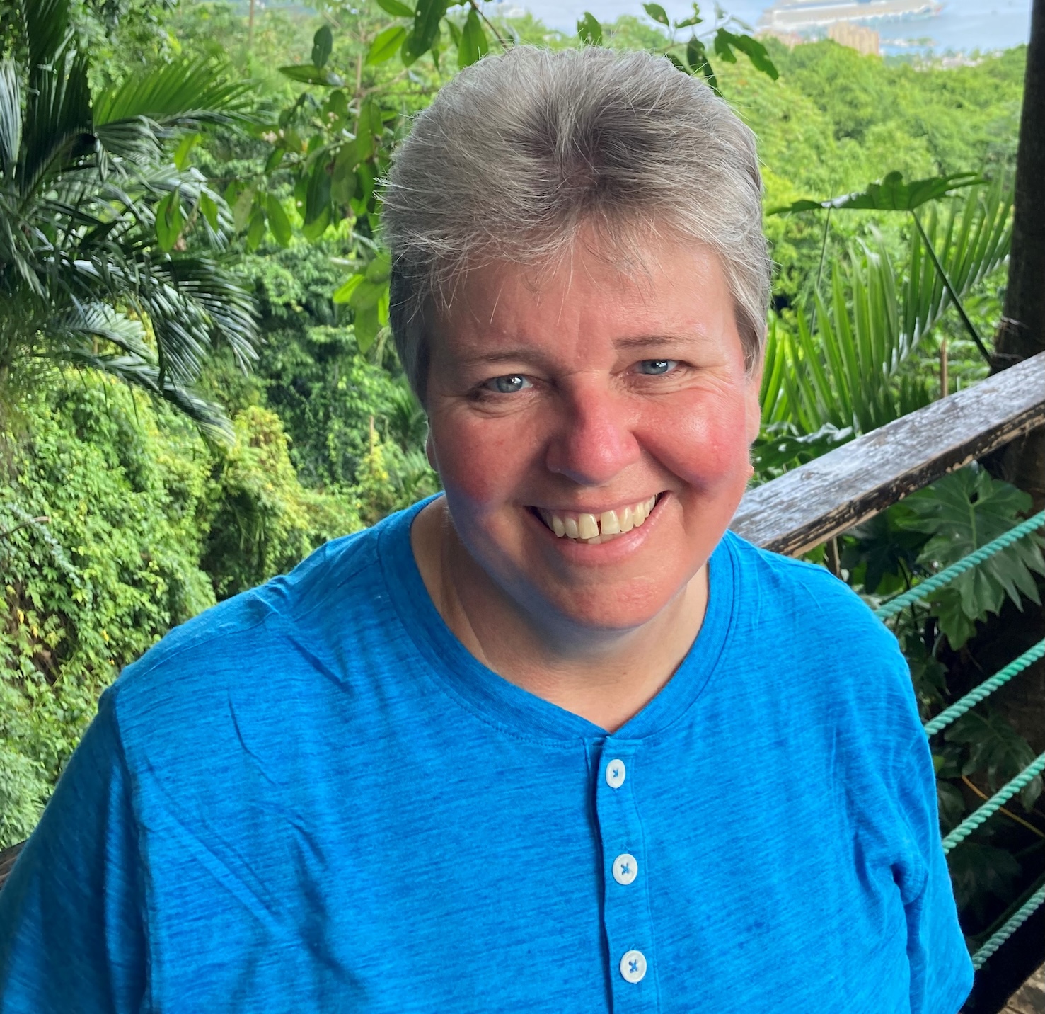 Lynette Anson-Briggs, Principal Broker at Rainbow Realtors serving Dallas-Fort Worth homebuyers and sellers