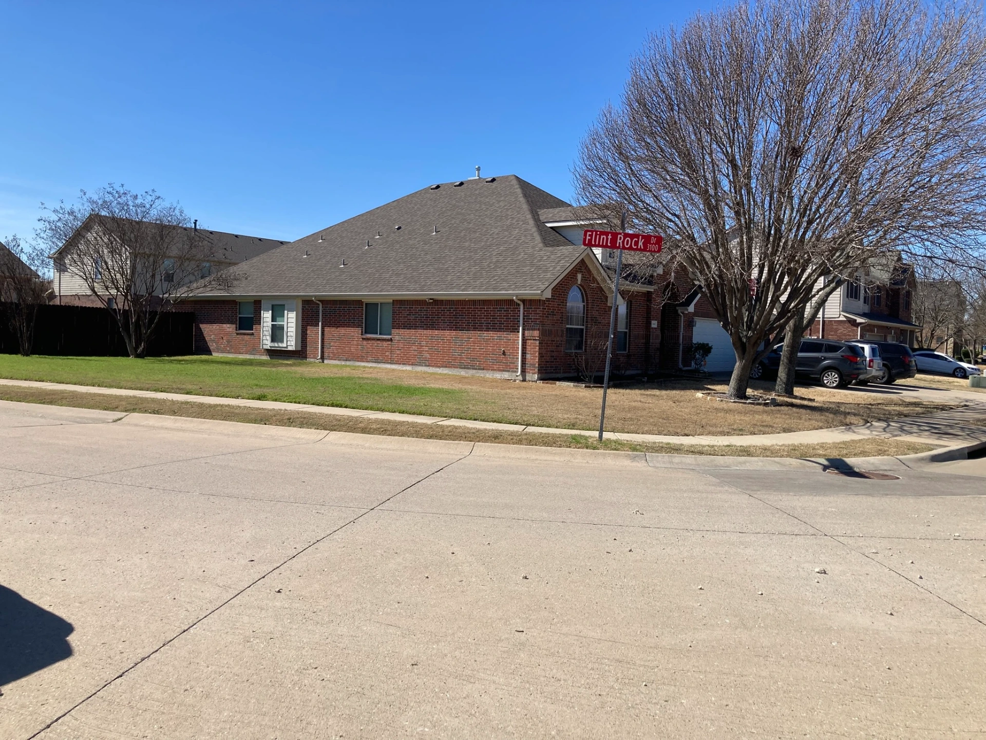 Forney Texas brick home on Flint Rock Drive in the Windmill Farms neighborhood near Lake Ray Hubbard in the DFW metroplex